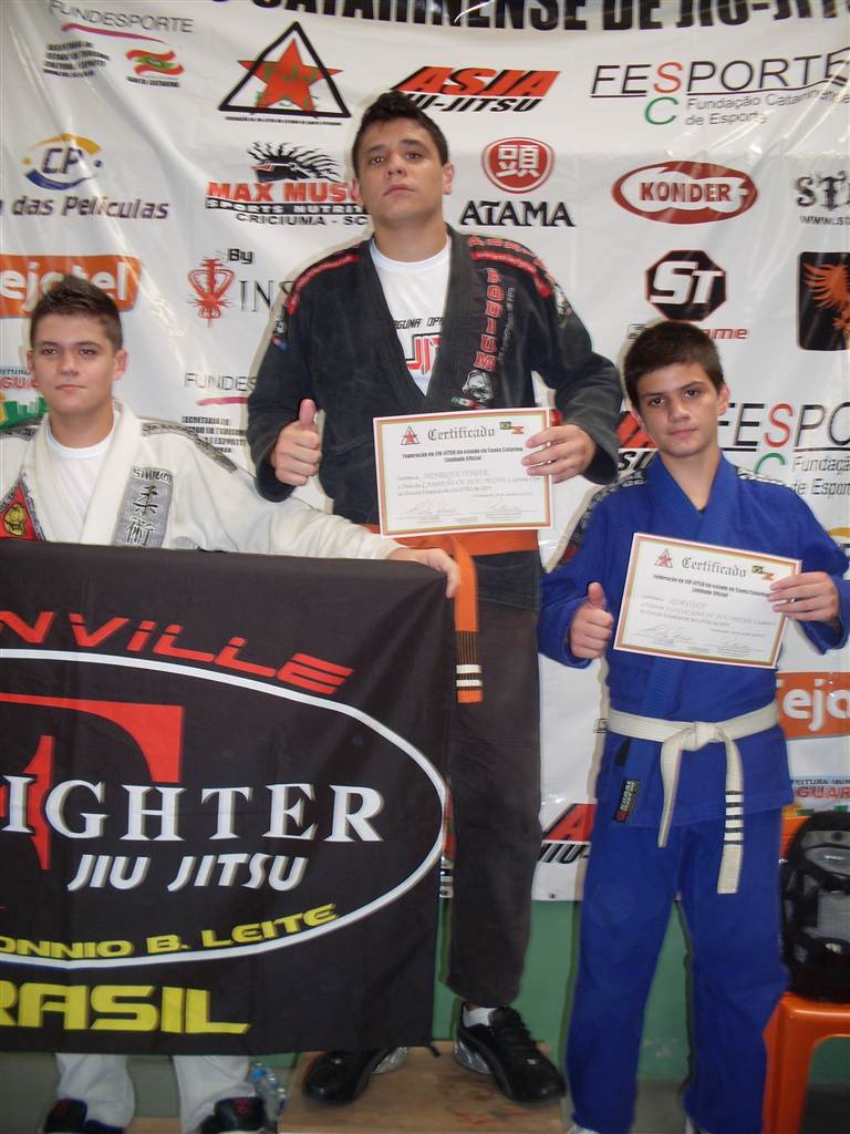 Henrique Finger Hennemann , foi vice-campeão sul brasileiro na categoria infanto-juvenil