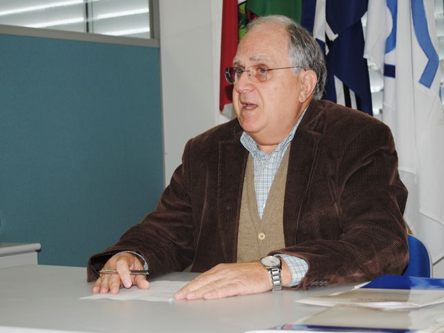 Peter Johann Bürger representa o Conselho Regional de Medicina Veterinária em Seminário que ocorre no Distrito Federal